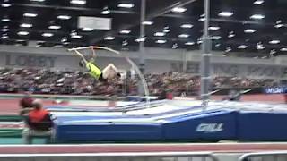 Polevault : 5.40m o 03.2010; USA Indoor Championships - NM