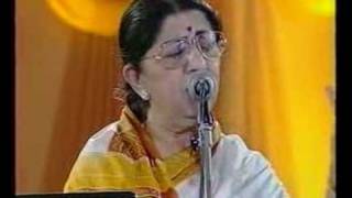 Lata Mangeshkar - Jo Wada Kiya (Live Performance)