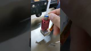 Ender3V2 3D列印機 噴頭 加熱端 快速接頭 clip 鬆弛 搖晃 平常會使用束線套取代 寬度剛剛好 不易晃動