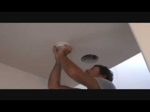 How to remove a hard wired smoke alarm How to remove a hard wired smoke alarm