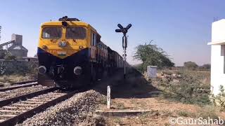 HAPPY DIWALI !!!...22476 Coimbatore - Hisar Ac Express Blasts Away In Action...