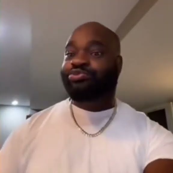 Guy Choking On Popeyes Biscuit Youtube