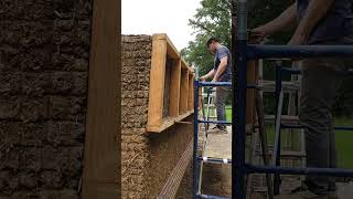 Building Cob Walls with Forms #cobhouse #cobbauge #naturalbuilding