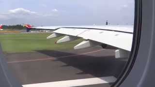 巨大旅客機A380の離陸を機内から撮影  -Asiana A380-800 Takeoff at Narita International Airport -