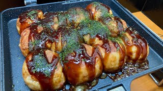 タコ焼きをホットサンドメーカーで焼いてハイボールをキメるだけの動画