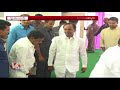 cm kcr pays tributes to his sister leelamma at alwal hyderabad v6 news