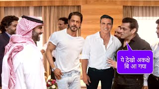 Salman Khan, shahrukh Khan, Akshay Kumar Iftar Party in Ramadan Celebrate at Mannat Shahrukh's House