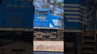 Me and @iceclimberGD pacin’ vibrant blue mane NS 4000 #shorts #railfanning #norfolksouthern