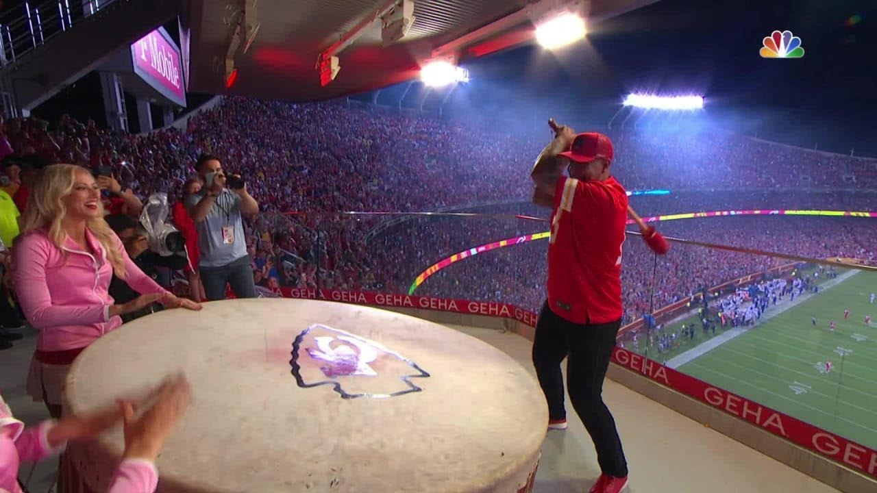 Salvador Perez Banged The Drum At Kansas City Chiefs Game - YouTube