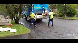 missed bulk kerbside collection RL00363 FT. jt garbo