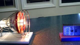 Heat Lamp Demonstration, Target 366 Low E