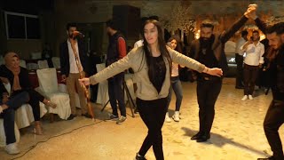 شاهد هذه الفتاة التي هزّت عرش الدبكة📿 بأقدامها👌🏻|🔥lebanese dabke