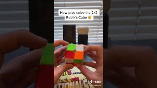 How Pros Solve the 2x2 Rubik’s Cube! 😱