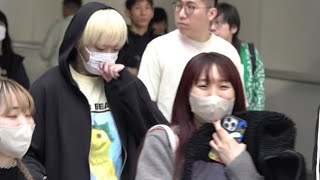 YOASOBI ヨアソビ｜Ayase (あやせ)、Ikuta (いくら) Hong Kong Airport Arrival 香港空港 20241225 (Tokyo→Hong Kong)