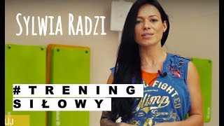 Ile powinien trwać trening siłowy? [SYLWIA RADZI]