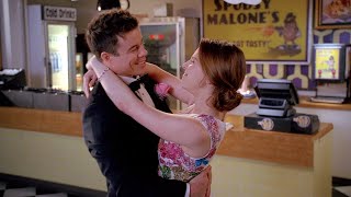 Sue Heck's Food Court Prom - The Middle