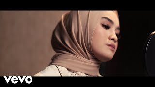 Salma Salsabil - Menghargai Kata Rindu (Official Lyric Video)