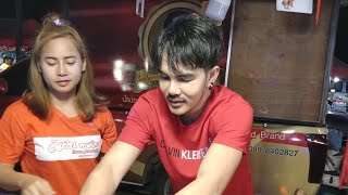 อี๊ด อีสานพาสวบ ตำส้มตำให้กินบอกเลยว่าร่อยมากครับ | Gowgowlive