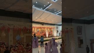 Wow…kembang Api nya pengantin