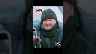 Мажор обманул бомжа 😨 #кино #фил с #shorts