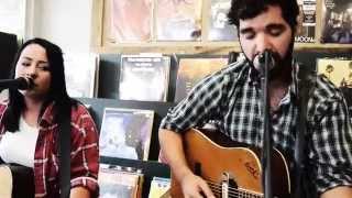 Smugglers Records - Lucy Spraggan Instore feat Andrew Duhon - Just Another Beautiful Girl