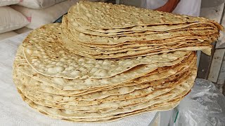 Tufton bread / Baking the oldest and most traditional bread in Iran / 12,000 breads are baked daily