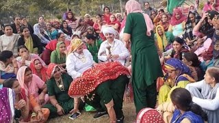 हरियाणवी नाचने का गीत $ सुसरा करे मरोड़ हे कोए जतन बता दो हे....  हंसी  ठल्ले, मजाक से सभी लोटपोट