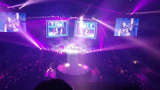 181020 'S... TAEYEON 태연 CONCERT - HOLIDAY [FANCAM]