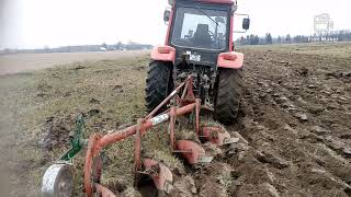 Mtz belarus 1025.3 ploughing 4 furrow kverneland