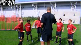 Rio Ferdinand Teaches 12 Year Old Danny Welbeck & Larnell Cole The 'Flick Behind' Skill In 2003