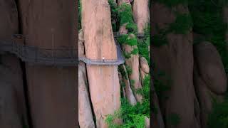 Henan's Zhumadian Chaiya Mountain, a low-key famous mountain that is greatly underrated.