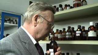 Historic odours preserved at France's 'perfume library'