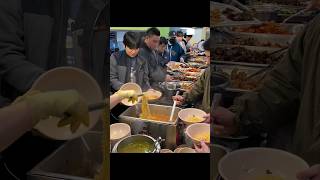 주인이 미쳤다고 소문난 치킨 맥주 무한리필 한식뷔페?! 난리도 이런 난리가 없습니다 Korean street food