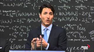 PM Justin Trudeau gives reporter quick lesson on quantum computing during visit to Waterloo