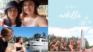 Tyttöjen kanssa mökkeilemässä | VLOGI