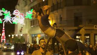 PASACALLES de CIRCO CONTEMPORÁNEO - La Chimenea Escénica