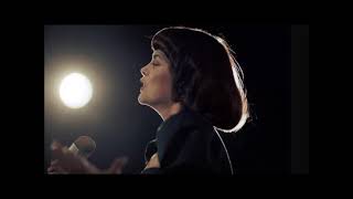 MIREILLE MATHIEU : \