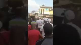 BREAKING NEWS.senator Abaribe/peter Obi was chase away in campaign ground today by protesters