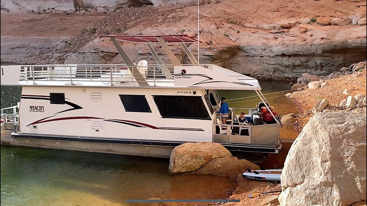 Lake Powell Houseboat Tour - YouTube