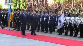 Офіційна церемонія зустрічі Януковича і Лукашенка