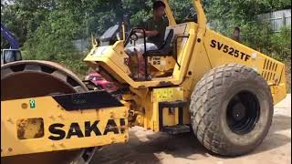 Dijual Vibro Compactor Padfoot Sakai SV525TF 2016 HM 8800 di Balikpapan | HP/WA 0813.4724.3354