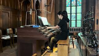 Dawon Lee spielt Hermann Schroeder: Variationen “Ave regina caelorum”