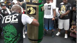 Floyd Mayweather Jr. padwork & heavy bag in preparation for Manny Pacquiao