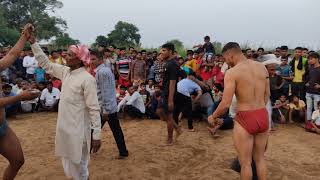 Bhura pahalwan or jony pahalwan ki kushti dekhe #bhurapahalwan, #jonypahalwan, #ikw,