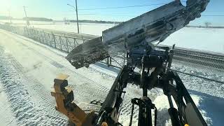 ** Snow Plowing Commercial Lot / Sunny Day  ** VOLVO L70H W/ Jules Roberge JROD-Z Blade 10'-22'