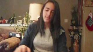 Kiwi playing piano_0001.wmv