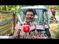 ఆటో డ్రైవర్ రజినీకాంత్ షాకింగ్ నిజాలు.. auto driver shocking comments on cm chandrababu tone news