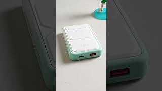 Baru nemu powerbank se simple ini  #powerbank #wirelesscharger