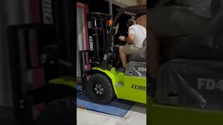 🥳Mexican customer got 4 ton diesel forklift! Nice feedback video! #ltmg #dieselforklift #forklift