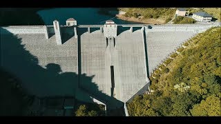 群馬県　奥四万湖　四万川ダム空撮